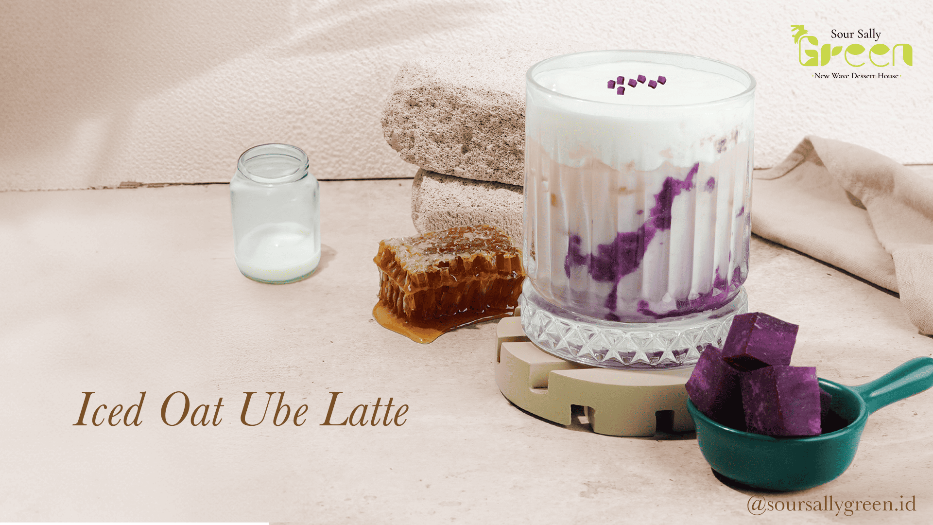 Iced Oat Ube Latte